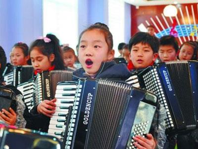 招聘成都手风琴家教老师